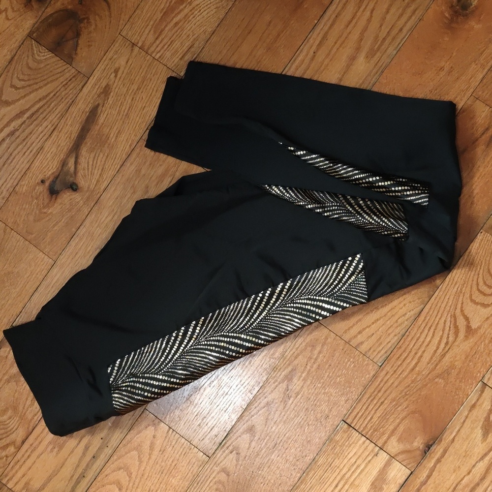 🌟Discount Dance Black + Gold Leggings